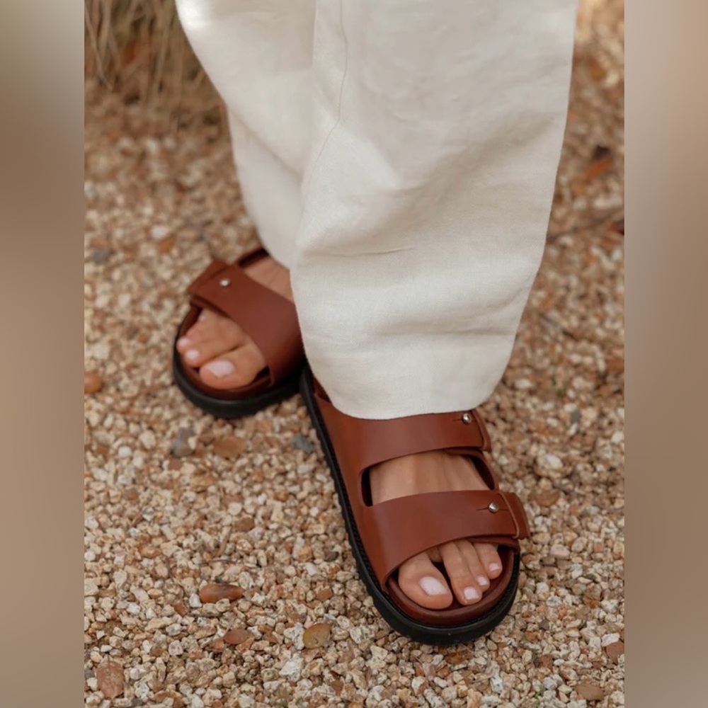 Jenni Kayne Hutton Slide Sandal in Saddle